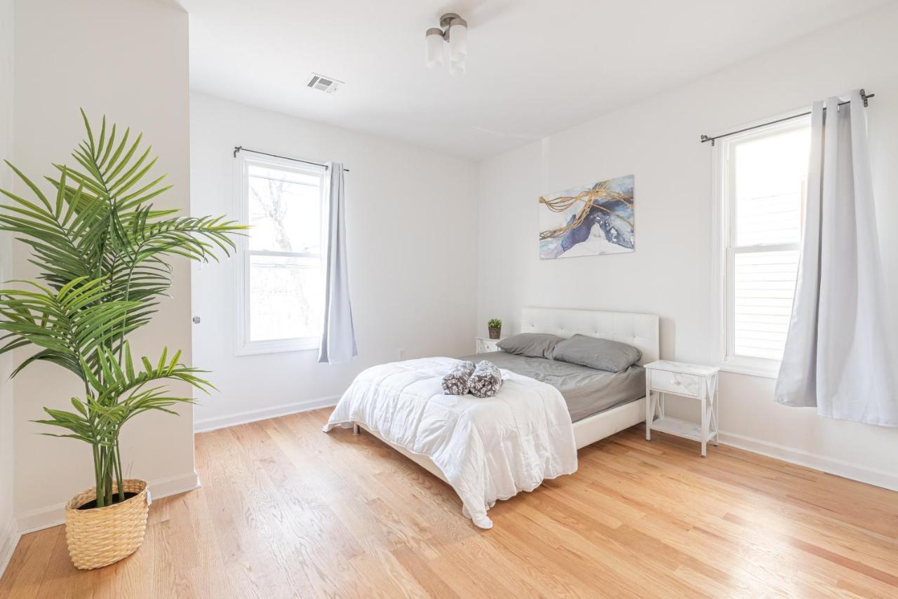 Villa Tranquil Town House With Parking And Laundry - Just 25 Minutes To Time Square! Jersey City Esterno foto