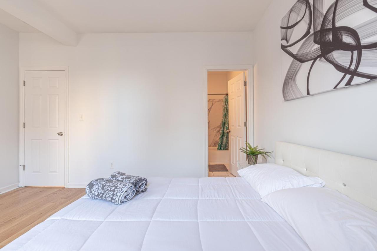 Villa Tranquil Town House With Parking And Laundry - Just 25 Minutes To Time Square! Jersey City Esterno foto